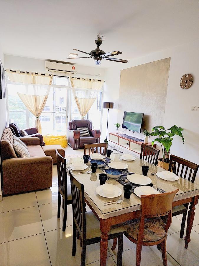 Putrajaya Dwiputra 6 Plus 1 Pax Blissful Fully Air-Con Suite Bagian luar foto