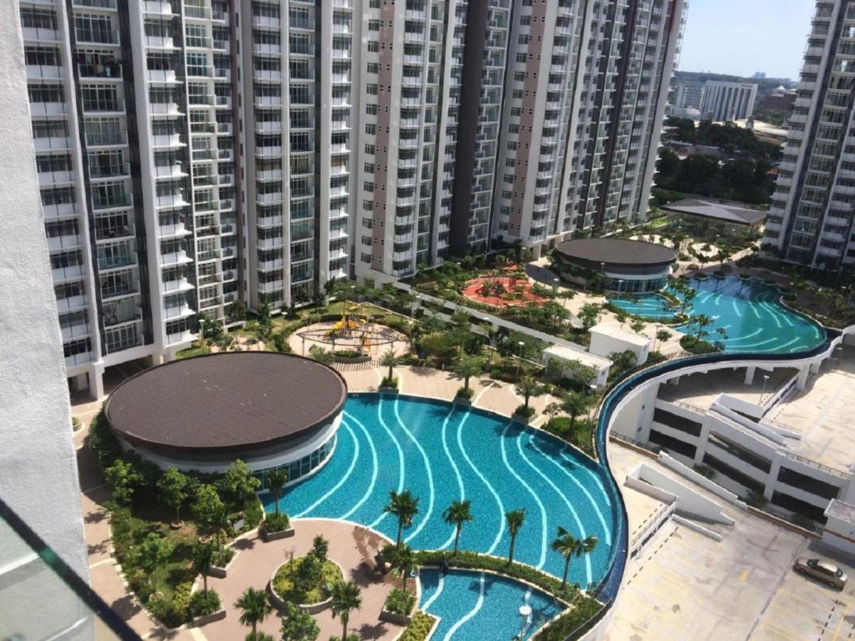Putrajaya Dwiputra 6 Plus 1 Pax Blissful Fully Air-Con Suite Bagian luar foto