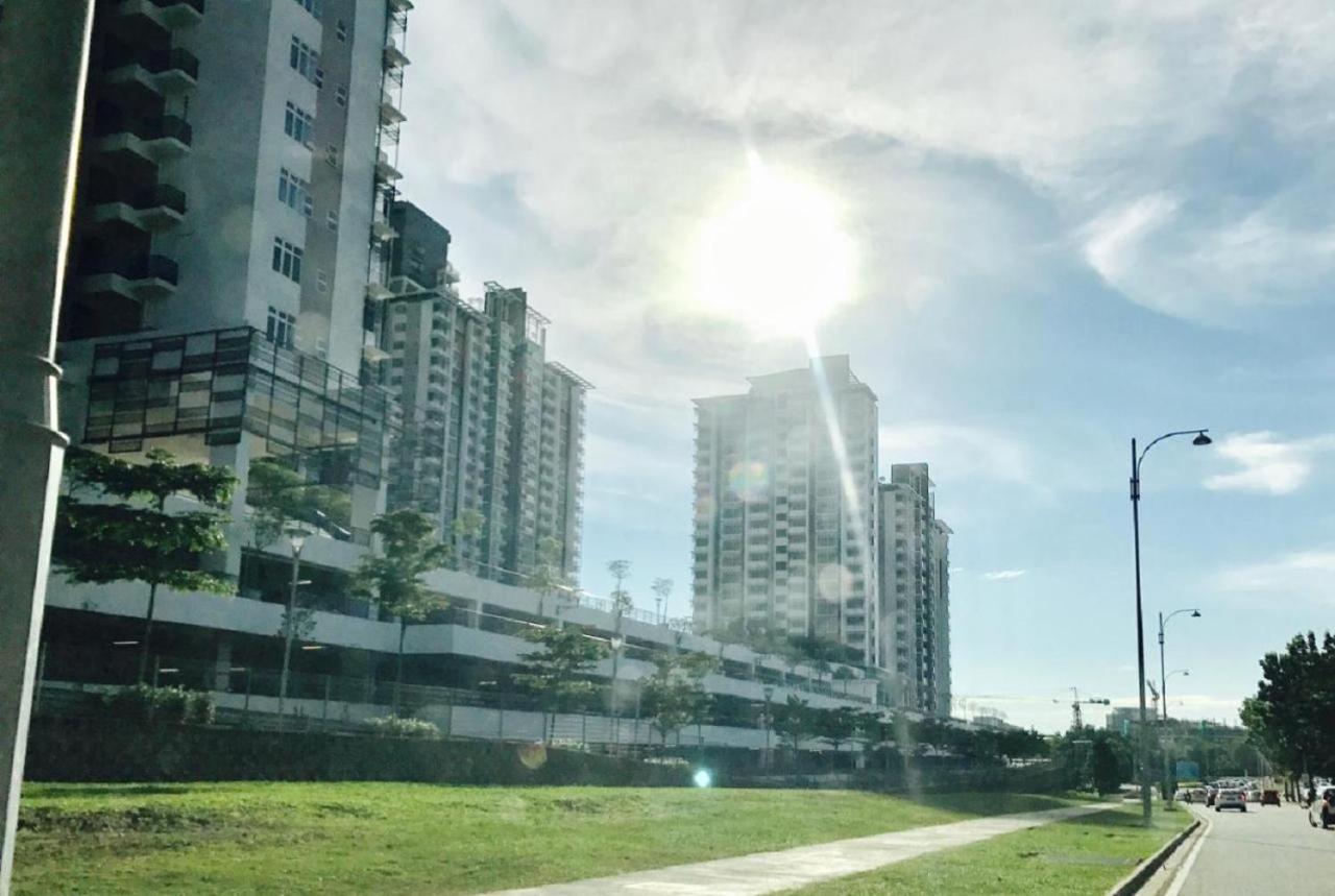 Putrajaya Dwiputra 6 Plus 1 Pax Blissful Fully Air-Con Suite Bagian luar foto