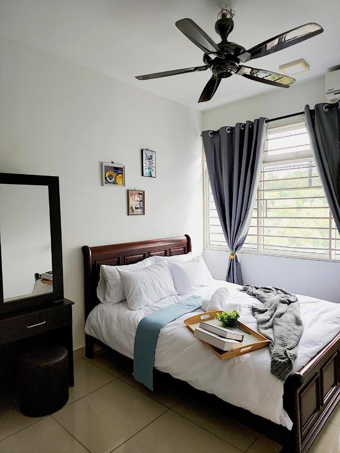 Putrajaya Dwiputra 6 Plus 1 Pax Blissful Fully Air-Con Suite Bagian luar foto